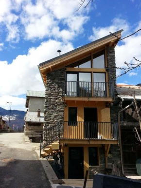 Maison de 3 chambres avec balcon amenage et wifi a Courchevel a 1 km des pistes